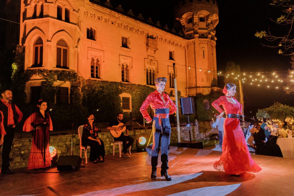 The Spanish feeling flamenco dancers