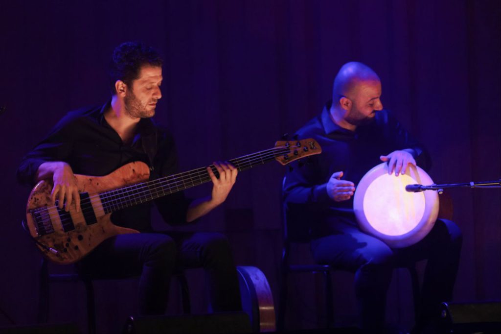 Fusión entre flamenco y música oriental o árabe para hoteles
